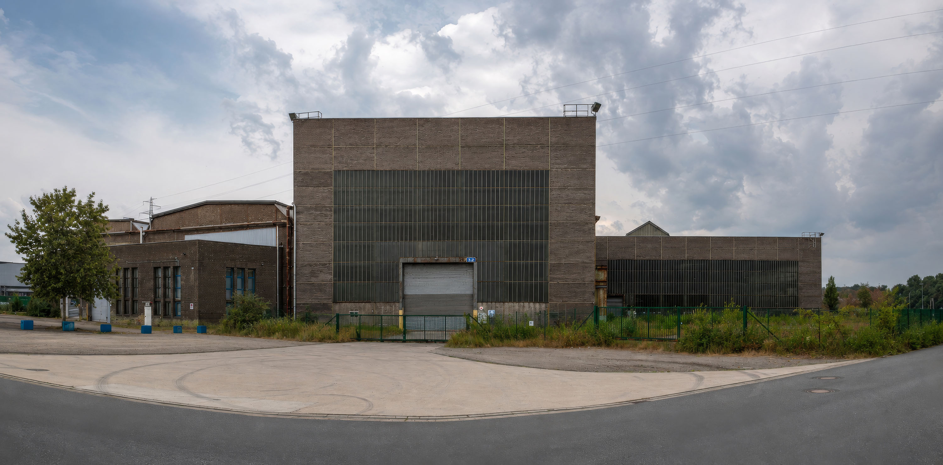 Exterior view 6 of the new hall complex at Schmiedestraße 1 in Hattingen