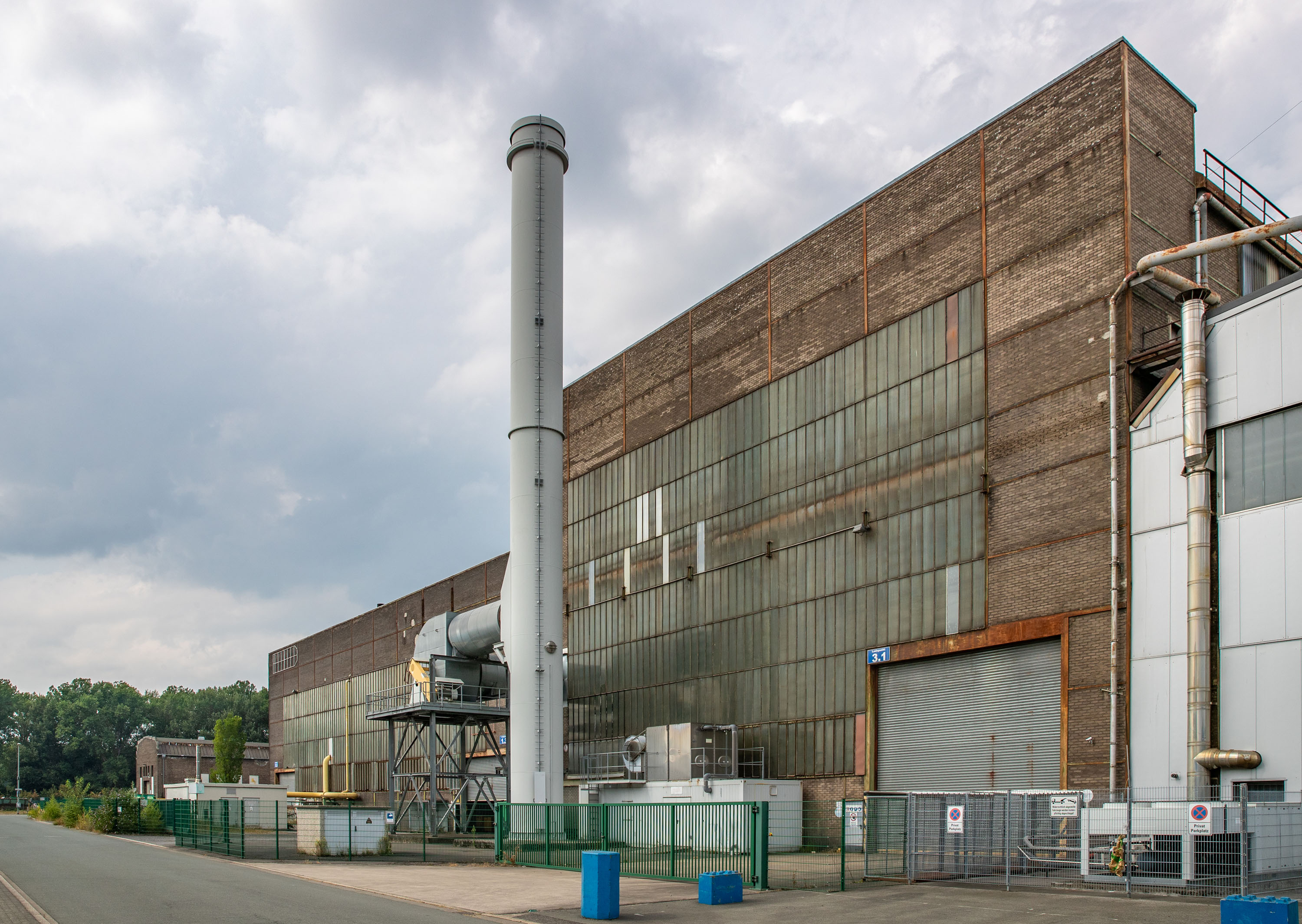 Exterior view of the new hall complex at Schmiedestraße 1 in Hattingen